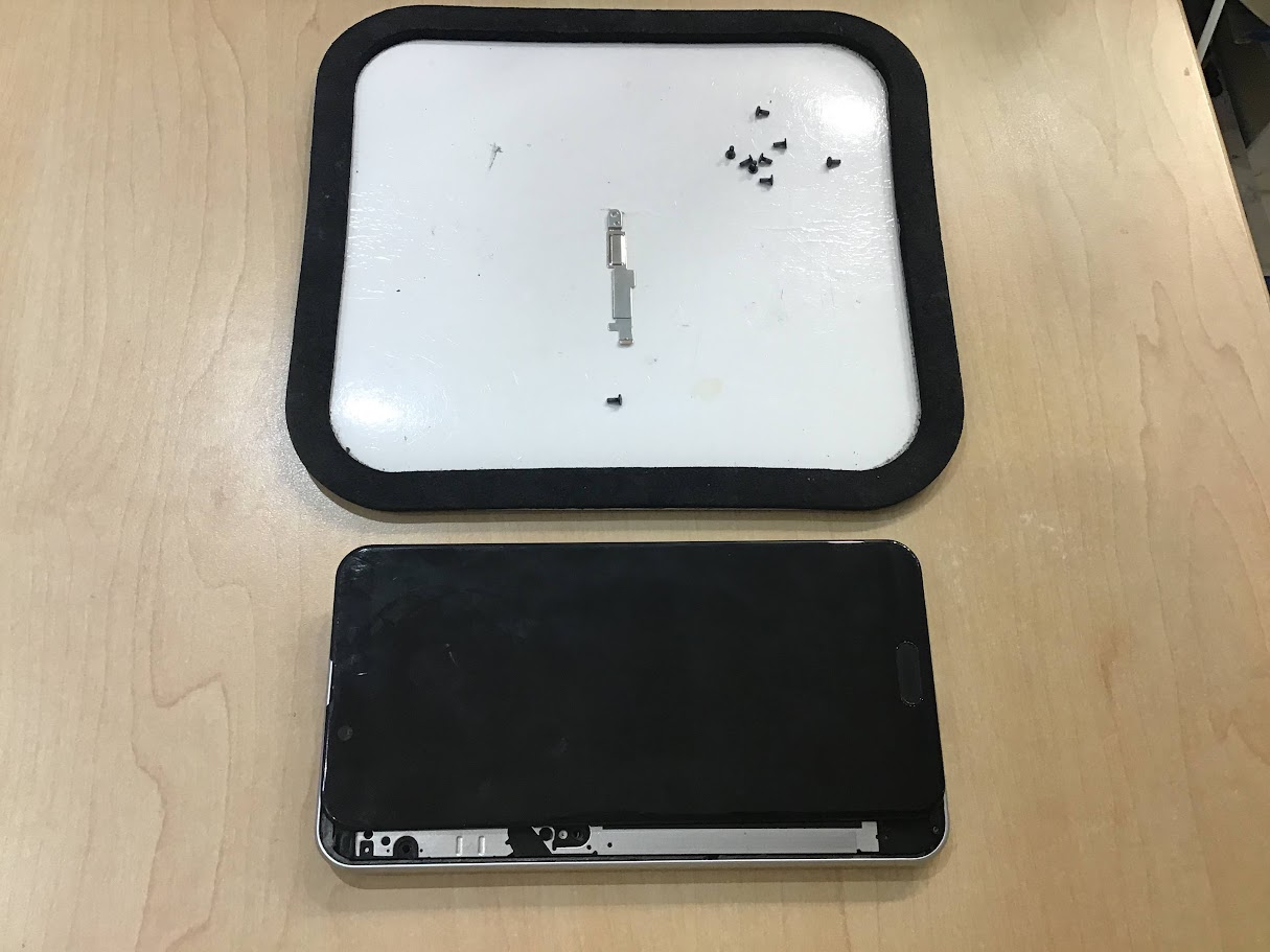 AQUOSsense2ならデータそのまま修理可能なスマホ修理工房西八王子店へ！